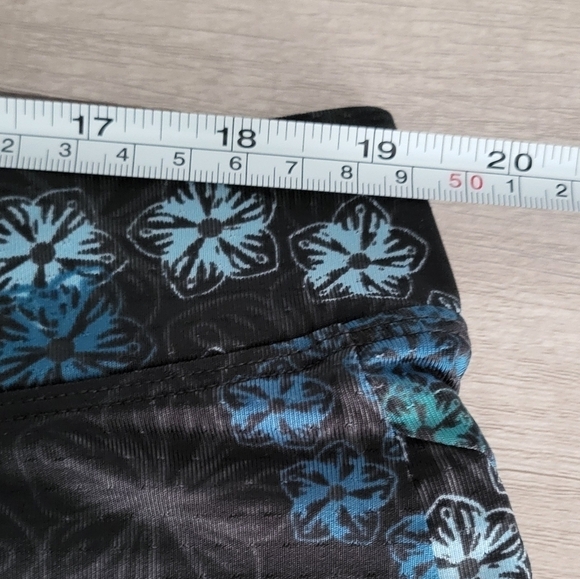 L.L. Bean Sports Swim Golf Tennis Pull-on Skort - Picture 7 of 9